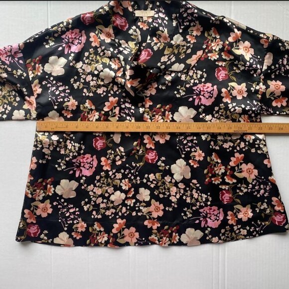 byTiMo Tie Neck Floral Print Satin Blouse Top Pussycat Bow Size M - Picture 5 of 13
